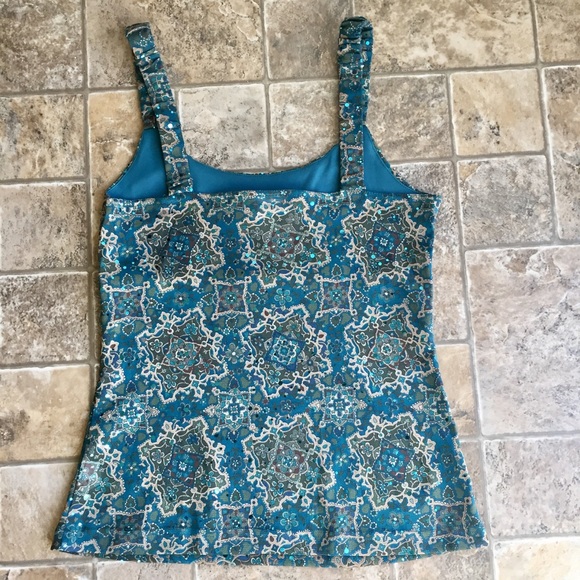 Turquoise patterned tank - Picture 2 of 5